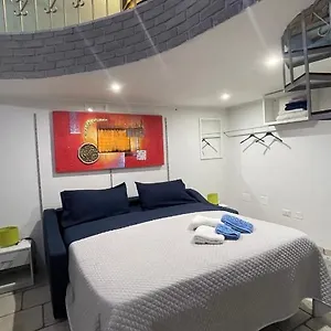 loft-24.lecce-hotels.com/
