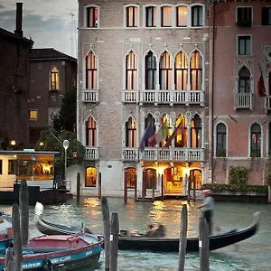 Pesaro Palace 4*, Venedik İtalya